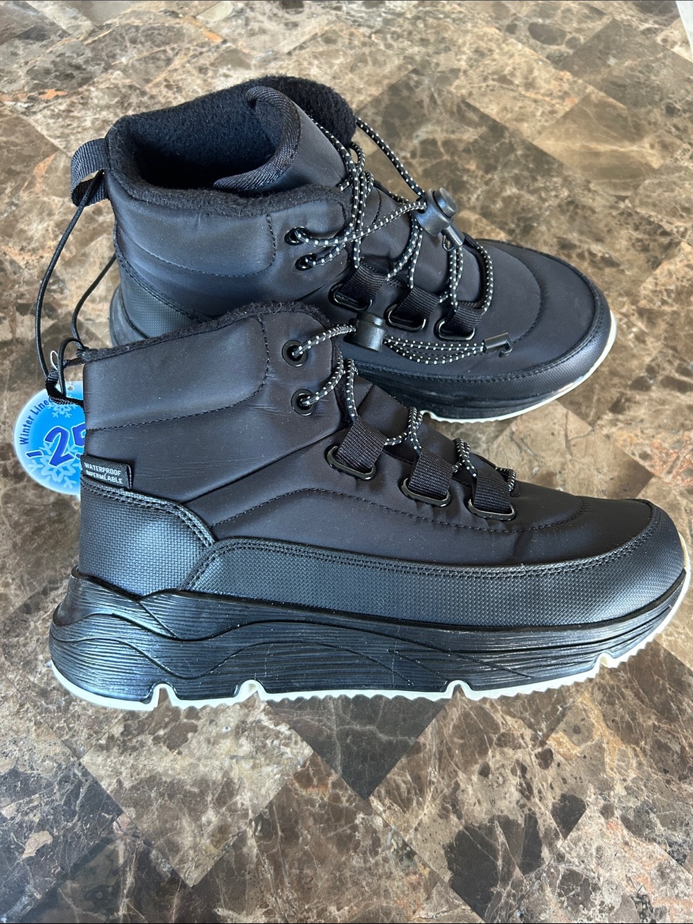NWT 🆕 Time and Tru Women’s Black Waterproof Winter Lined Boots size 7